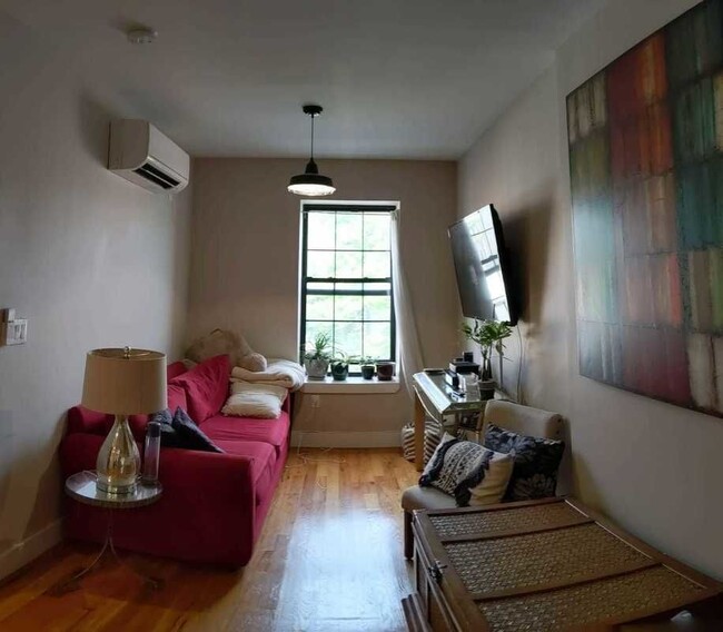 Building Photo - 1030 Bedford Ave
