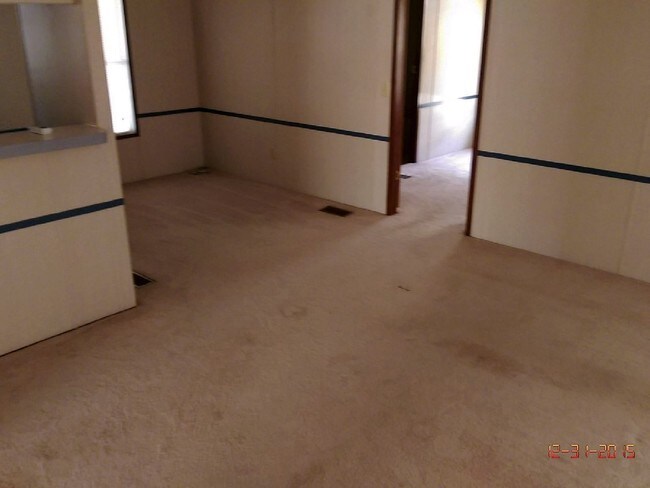 Foto del edificio - 145 Sanjan Dr