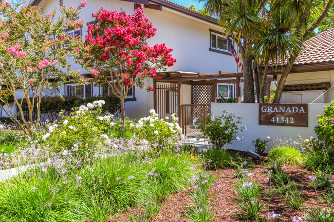 Granada Apartments Fremont