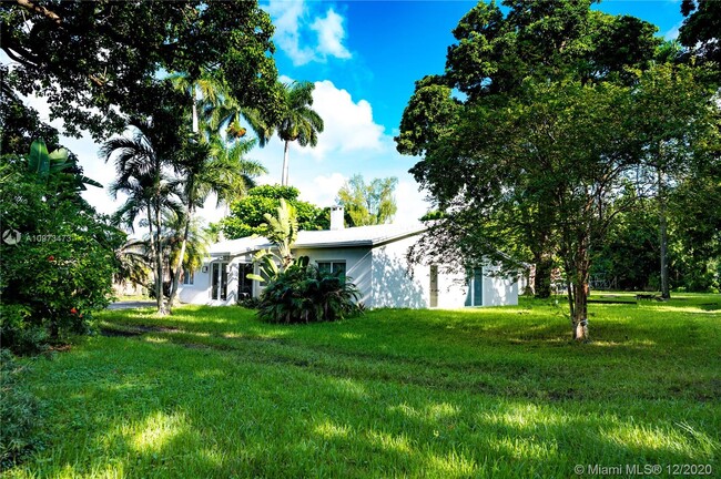 Building Photo - 225 NW 159th St