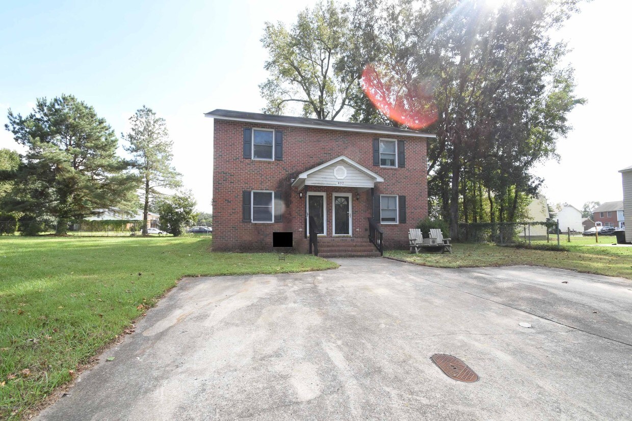 Primary Photo - 402 Alice Dr