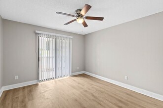 Interior Photo - Skyland Pointe