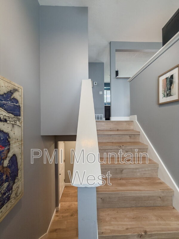 Foto del edificio - 4982 Aspen Shadow Ct