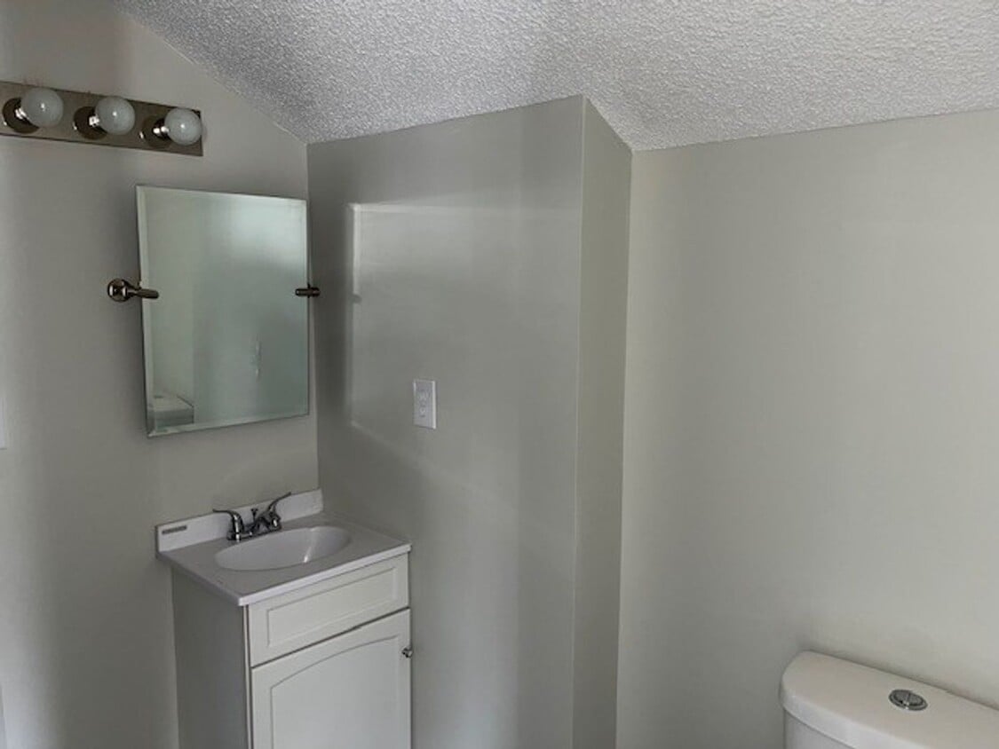 Foto del edificio - 409 E Campbell Ave