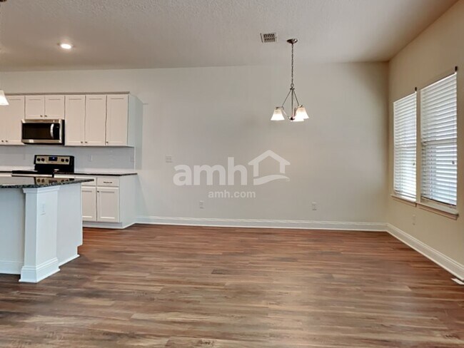 Building Photo - 16 Vivian James Drive