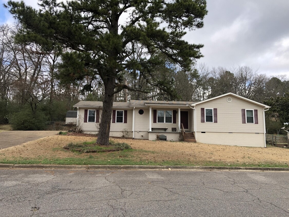 103 Chimney Rock Ct, Hot Springs, AR 71901 House Rental in Hot