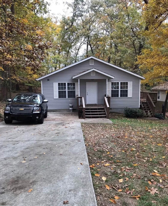 Foto principal - 194 Lake Dr
