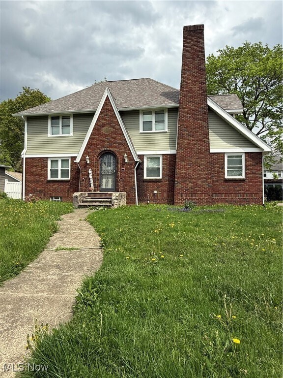 Foto principal - 663 S Hawkins Ave
