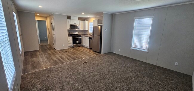 Building Photo - 178 Magnolia Pl