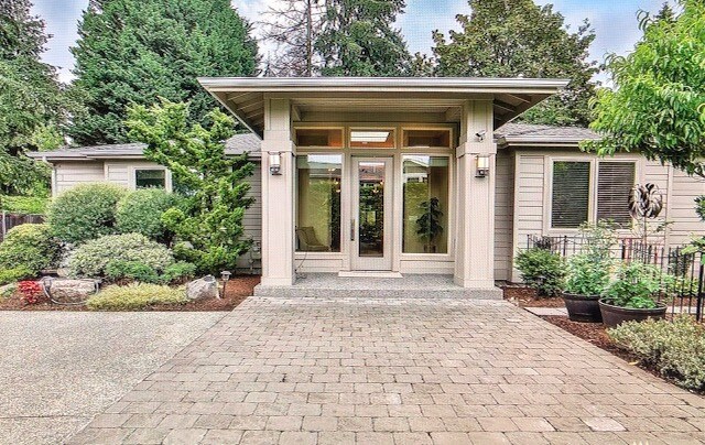 Foto principal - 1028 84th Ave NE