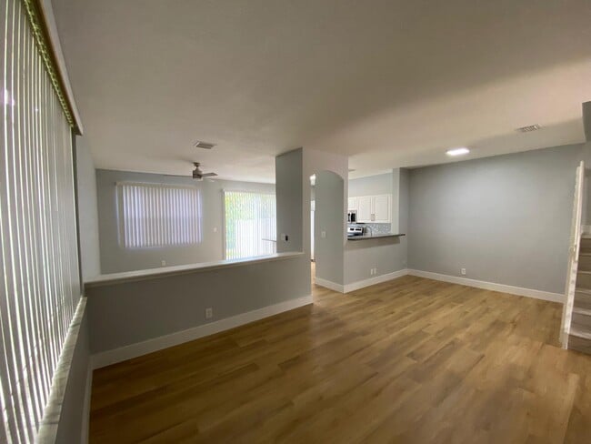 Building Photo - 4007 NW 92nd Ave