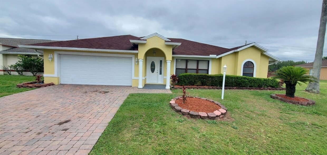 Primary Photo - 780 Americana Ct