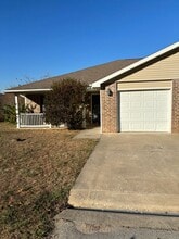 Building Photo - 16754 Hunters Ridge Ln