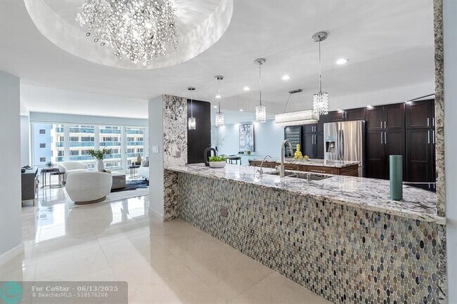 Building Photo - 4100 Galt Ocean Dr