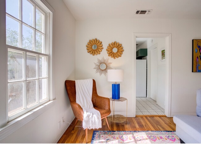 Building Photo - 2518 27th St