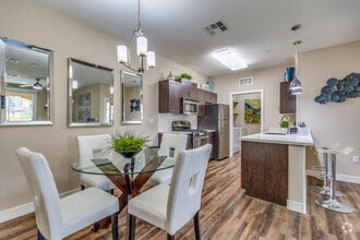 2 BR, 2 BA (La Maison) - 1,068 SF - La Vie Apartments