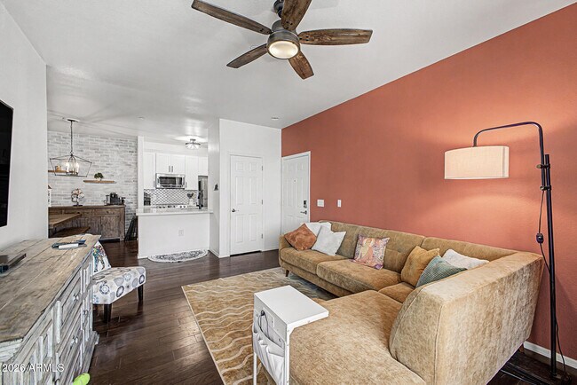 Foto del edificio - 3302 N 7th St