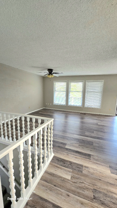 Building Photo - 25 Estes Dr