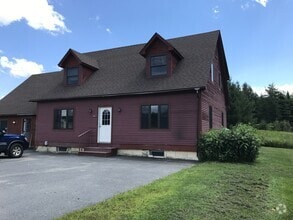 Building Photo - 945 Laporte Rd