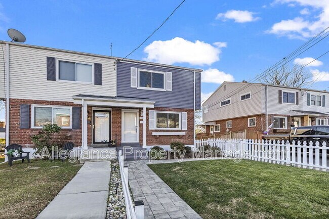 Building Photo - 3918 Usher Ave