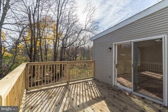 Building Photo - 414 Windsor Cir