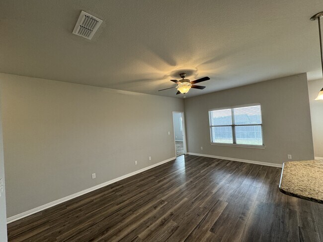 Foto del edificio - 612 Parkfield Ln