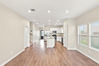 Building Photo - 32311 Melbrooke Dr