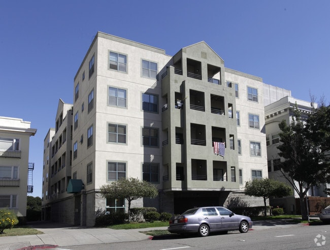 Building Photo - Lake Park Terrace Apartments