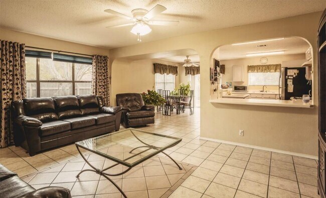 Building Photo - 9616 Dalewood Dr