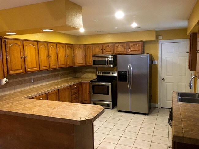 Foto del edificio - 807 NW Arlington Ave