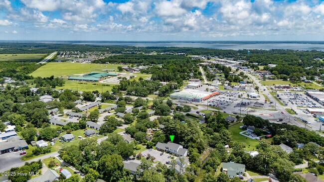 Foto del edificio - 126 Crystal Pines Ct