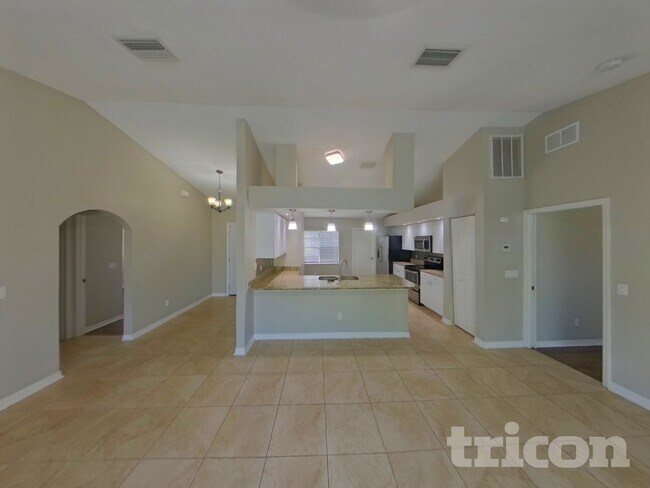 Foto del edificio - 5197 Brickell Dr