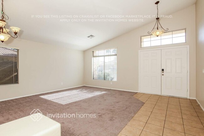 Building Photo - 12842 W Windrose Dr