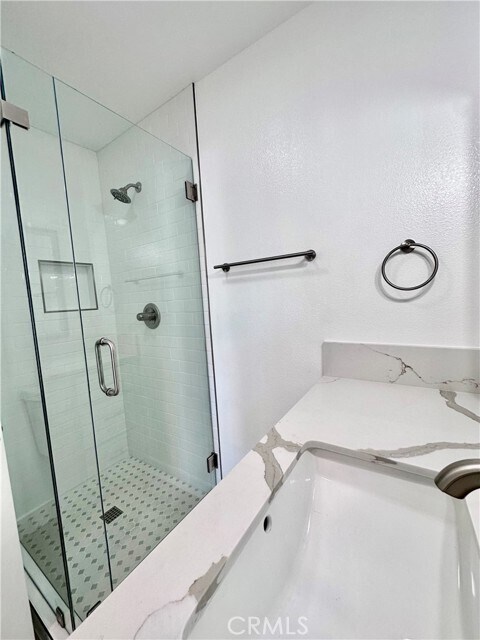 Foto del edificio - 807 N Olive St