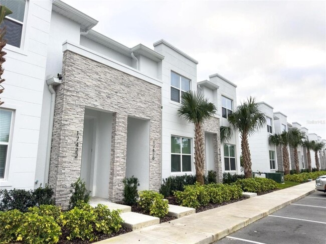 Building Photo - 17422 Serenidad Blvd