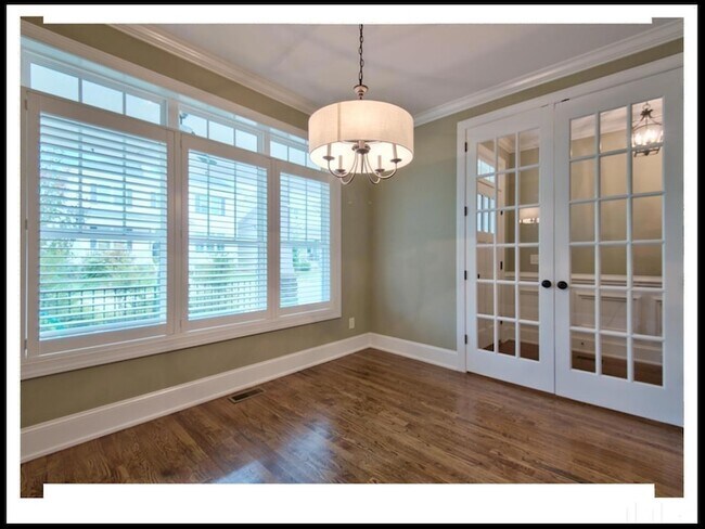 Foto del edificio - 442 N Serenity Hill Cir