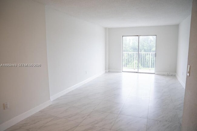 Foto del edificio - 16465 NE 22nd Ave