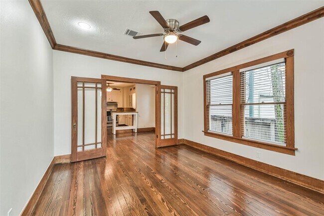 Building Photo - 2717 McDuffie St