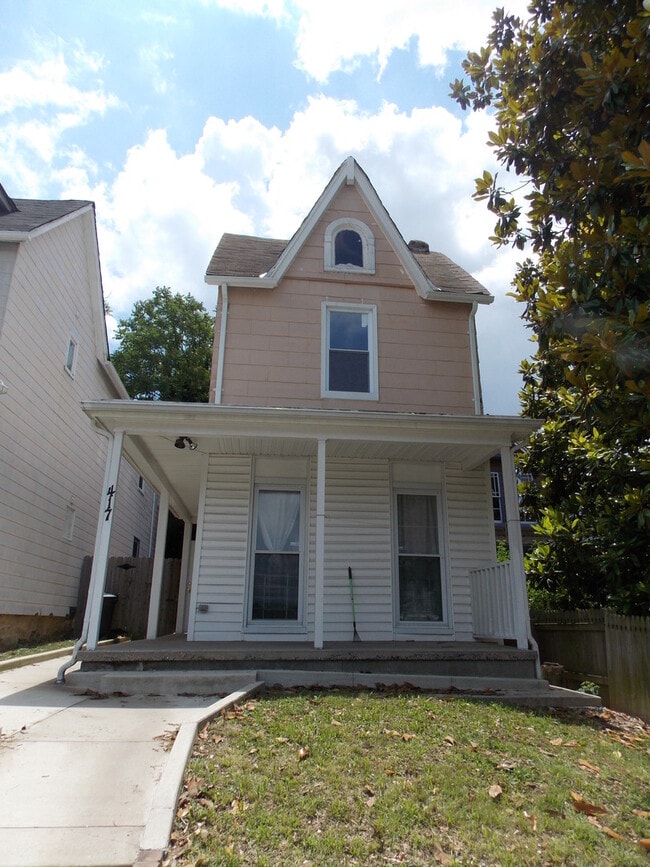Building Photo - 417 E 31st St