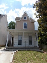 Building Photo - 417 E 31st St