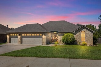 Building Photo - 8700 Johnson Dr