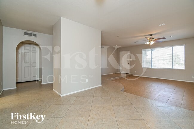 Building Photo - 3350 S George Dr