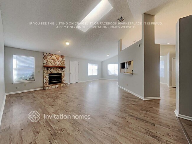 Foto del edificio - 8517 Iron Mill Ct