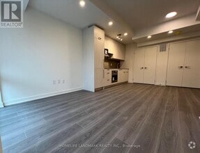 Building Photo - 65 Curlew Dr