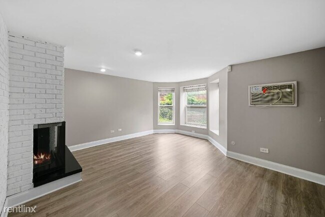 Foto del edificio - 2 br, 2 bath Condo - 1022 W Byron St G Unit G