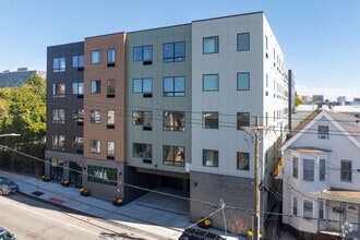 Building Photo - Vida By Gomes