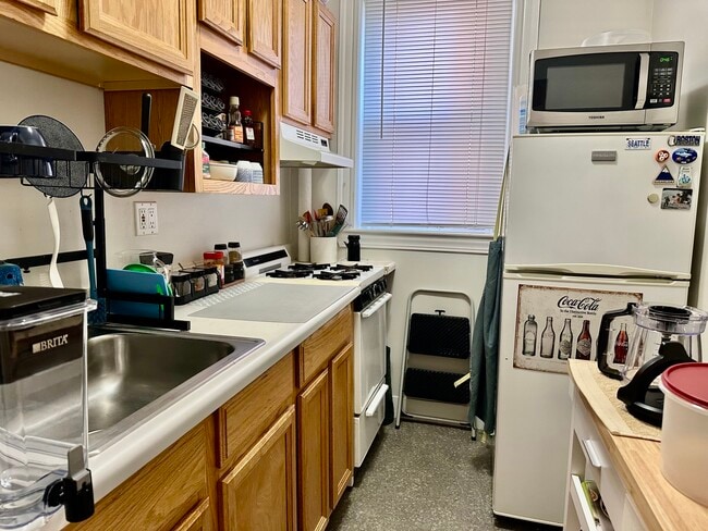 Building Photo - 4 Ayr Rd