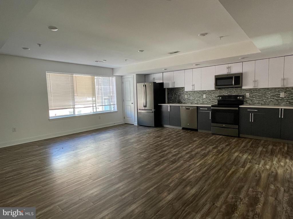 Foto principal - 1257-59 N Newkirk St