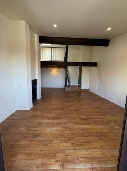 Building Photo - 700 1st St Hermosa Beach