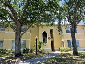 Building Photo - 731 Vista Isles Dr Building Photo - 731 Vista Isles Dr